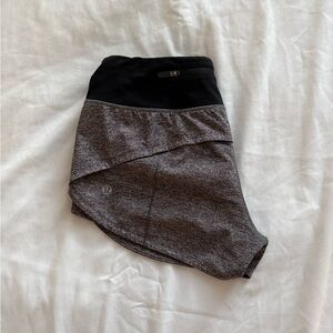 Lululemon Gray Speed Ups 2.5 inch💙💙